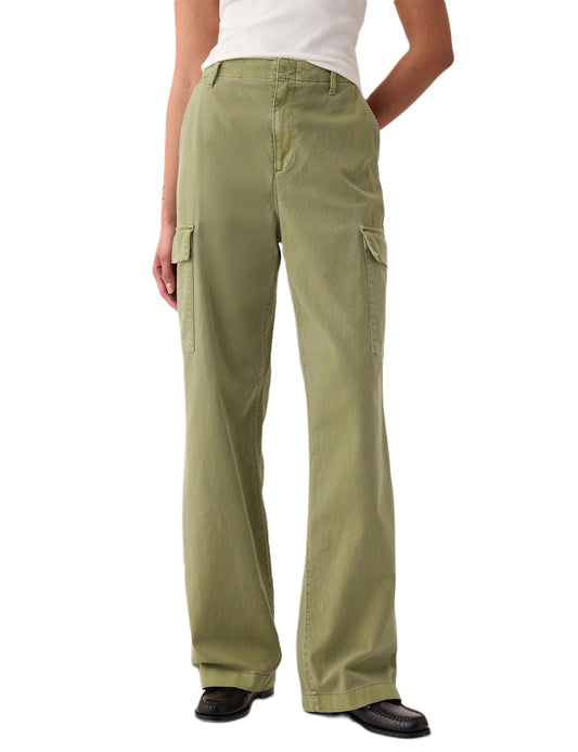 GAP                                             Mid Rise Loose Khaki Cargo Pants i180